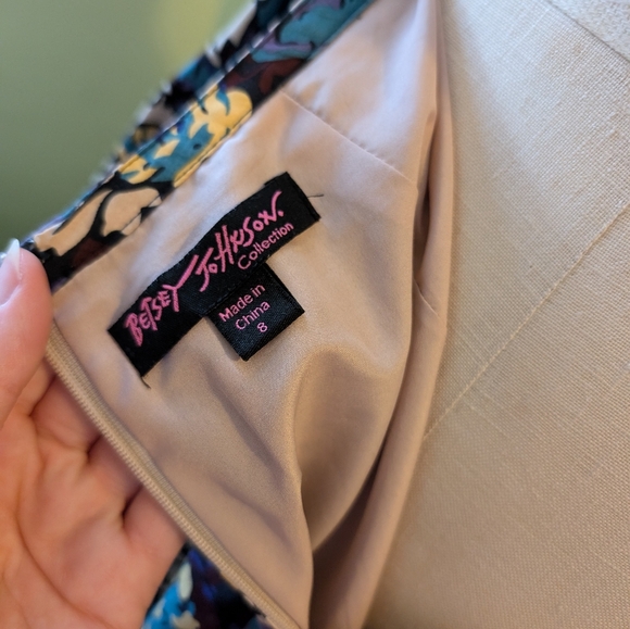 [VINTAGE Y2K] Betsey Johnson Floral Skirt | Fully lined w/pockets | Size 8 - Picture 5 of 6